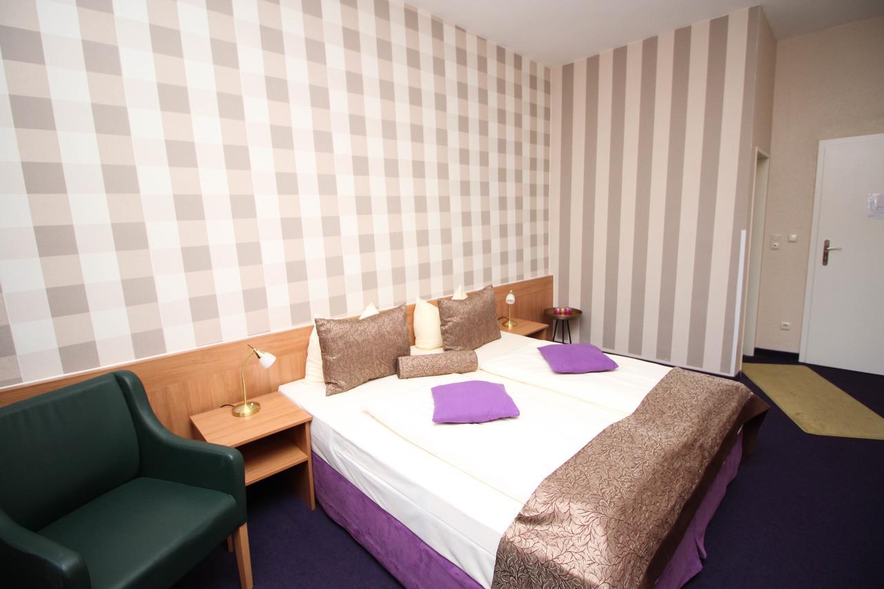 Hotel Brecherspitze München Rum bild